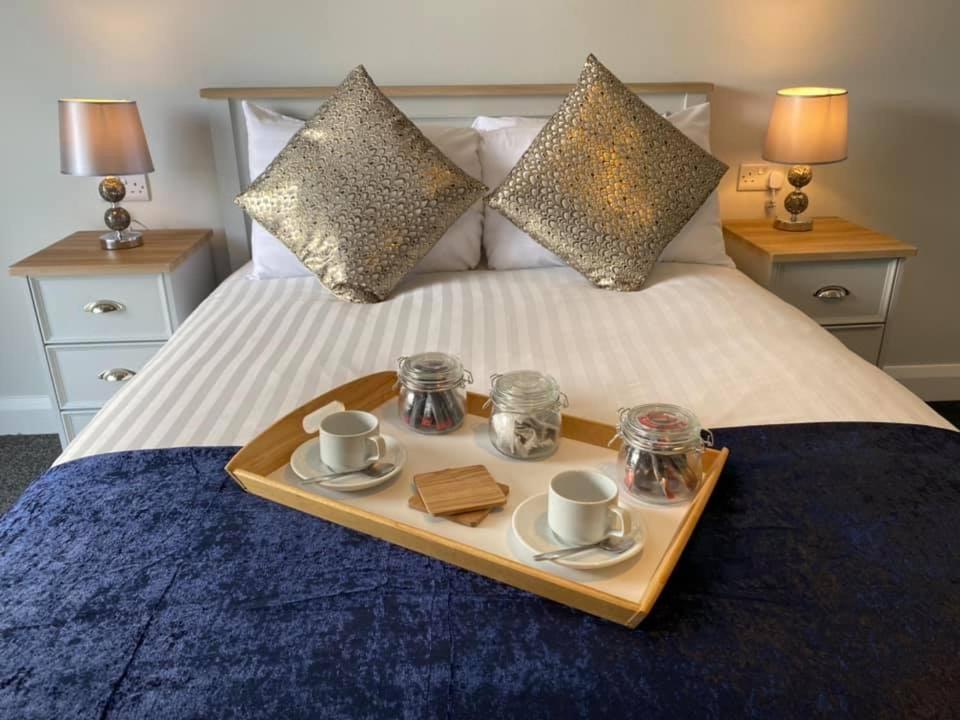 Temple Golf Club Hotel Lisburn Buitenkant foto